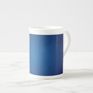 Deep Mörk blått Grainy Vignette Benporslin Mugg