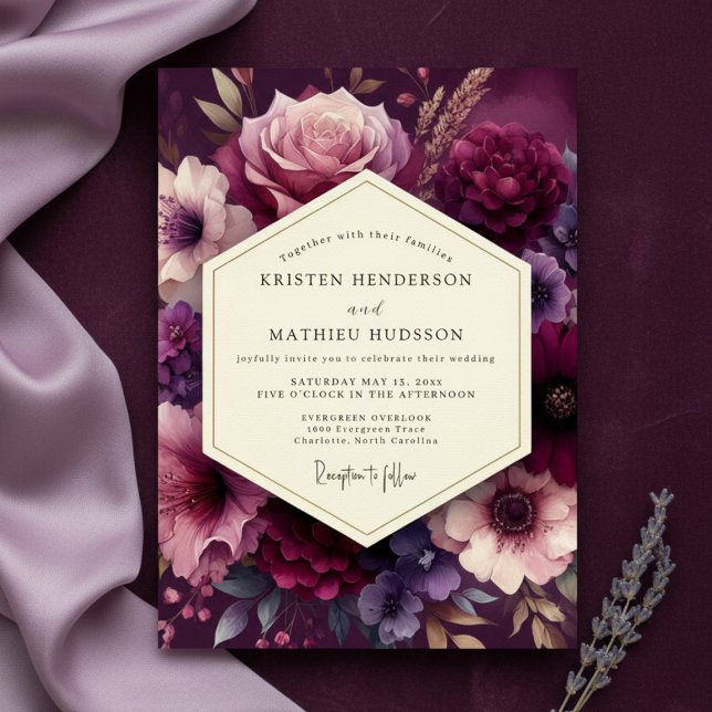 Deep Plum Lush Bloom Wedding Inbjudningar (Skapare uppladdad)
