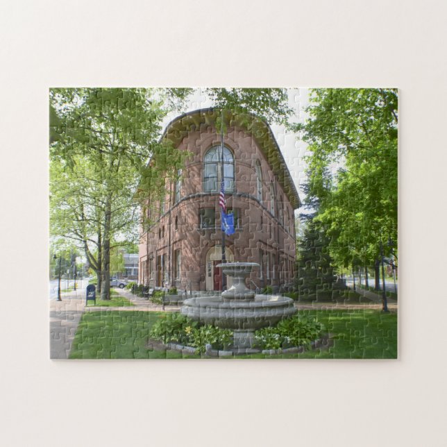 Deep River Town Hall Puzzle Pussel (Horisontell)