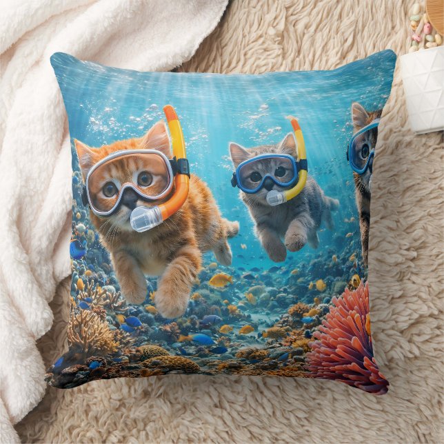 Deep sea diving kittens whimsical underwater snork kudde (Filt)