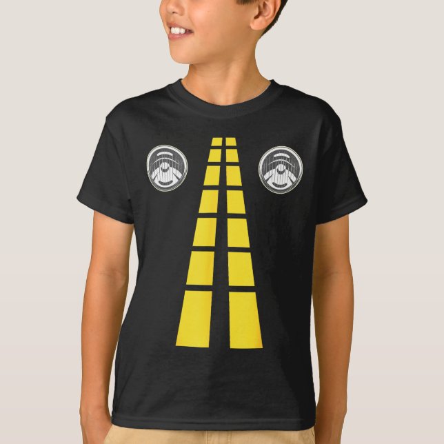 Deer Headlights With Road Markings Couples Costume T Shirt (Framsida)