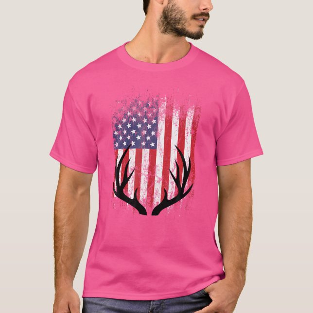 Deer Hunting American Flag Whitetail Buck Antlers T Shirt (Framsida)