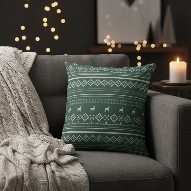 Deer Spruces and Diamonds Green Christmas Sweater  Kudde (Deer Spruces and Diamonds Green Christmas Sweater Throw Pillow)