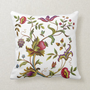 Deerwod Faux Jacobean Embroied Pillow Kudde