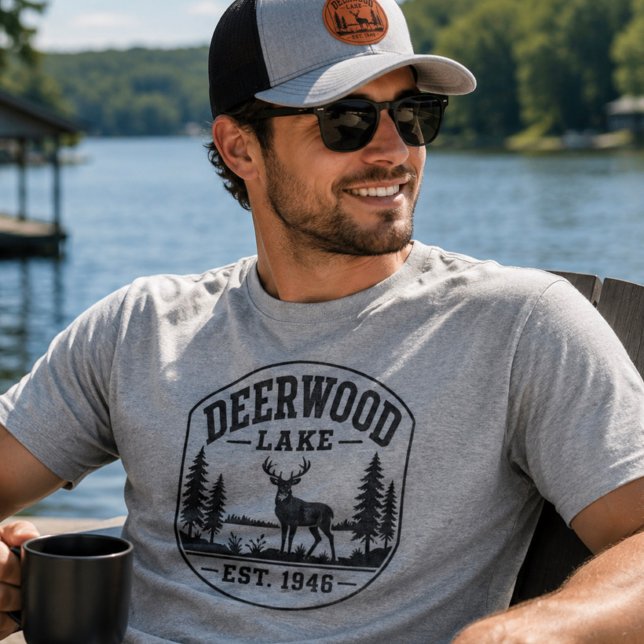 Deerwood 1946 T-Shirt (Skapare uppladdad)