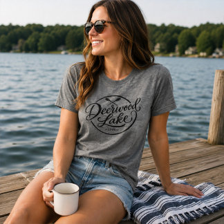 Deerwood Lake 1946 Klassiskt Sjöliv T Shirt