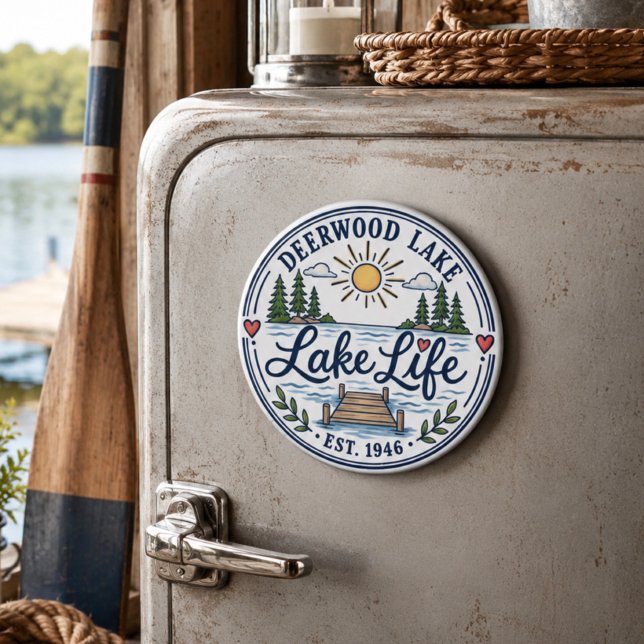 Deerwood Lake Dock Pines med fantasifull design Magnet (Deerwood Lake magnet with cute, whimsical Lake Life design by Inspirivity )