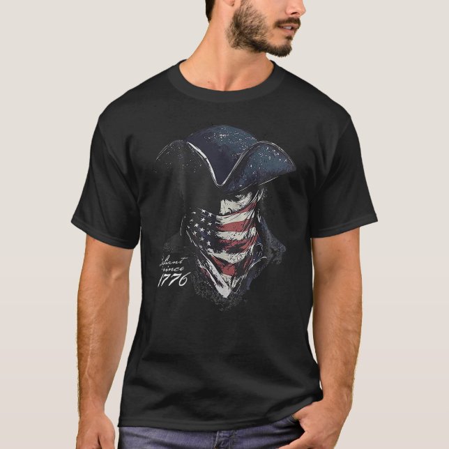 Defiant sedan 1776 på baksidan t shirt (Framsida)