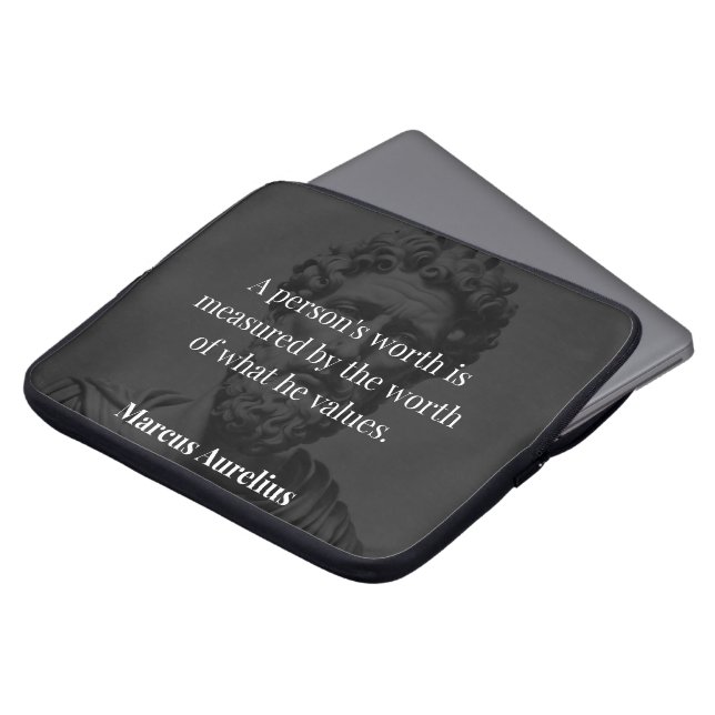 Definiera värde: Marcus Aurelius på värden Laptop Fodral (Framsida topp)
