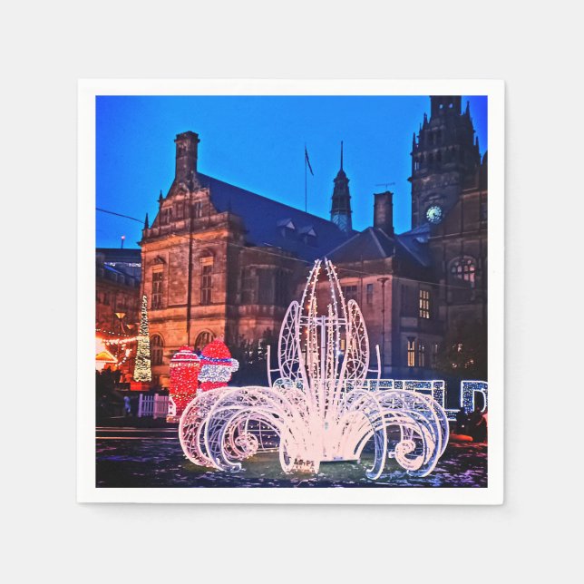 Dekorationer framför tornet pappersservett (Framsidan)