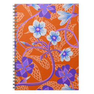 Dekorativ blomning av vilda blommor. Sommar blommi Anteckningsbok