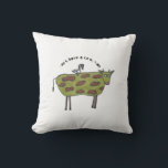 Dekorativ kudde<br><div class="desc">Mysigt med lite farminard roligt! Den här mjuka kudden har en söt kodesign - perfekt för att ge komfort och en charm till vilket rum som helst.</div>
