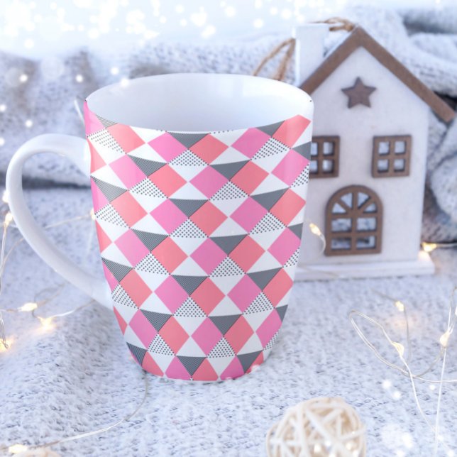 dekorativ rosa och svart triangel mönster kaffemugg (Skapare uppladdad)