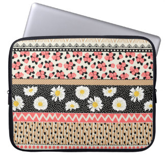 Dekorativa blommor: Patchwork Tile Mönster Laptop Fodral
