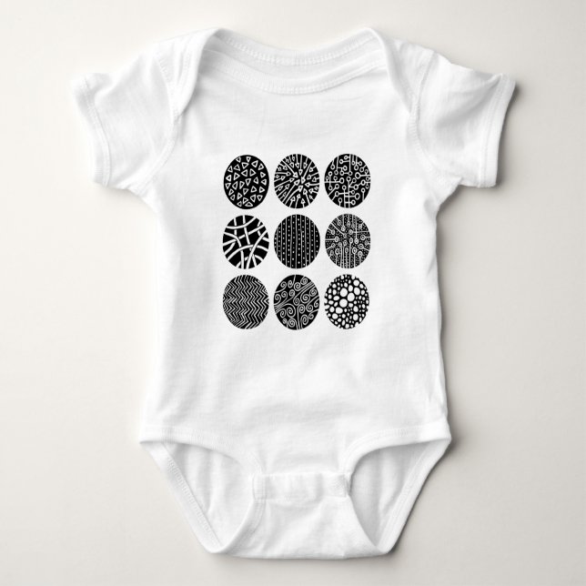 Dekorativa cirklar t-shirt (Framsida)