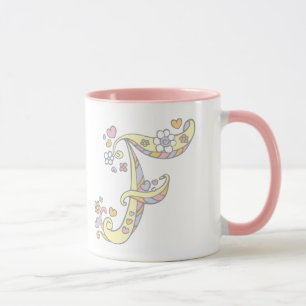 Dekorativa monogram F-hjärtan och blommor mugg