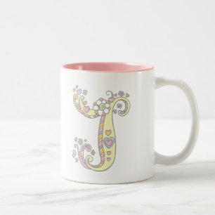 Dekorativa Monogram J-hjärtan och blommor mugg