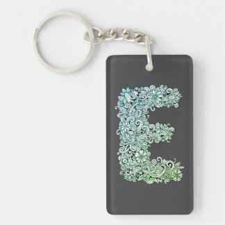 Dekorativer Buchstabe „E“ Nyckelring