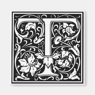 Dekorativt brev initial "T", Magnet