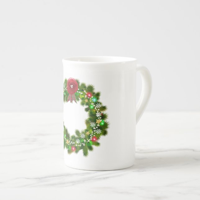 Dekorerad julfirande krans benporslin mugg (Framsida höger)