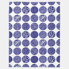 Dekorkretsar - djup marin och vit fleecefilt