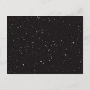 Del av himmel med över 45 000 synliga galaxer. vykort