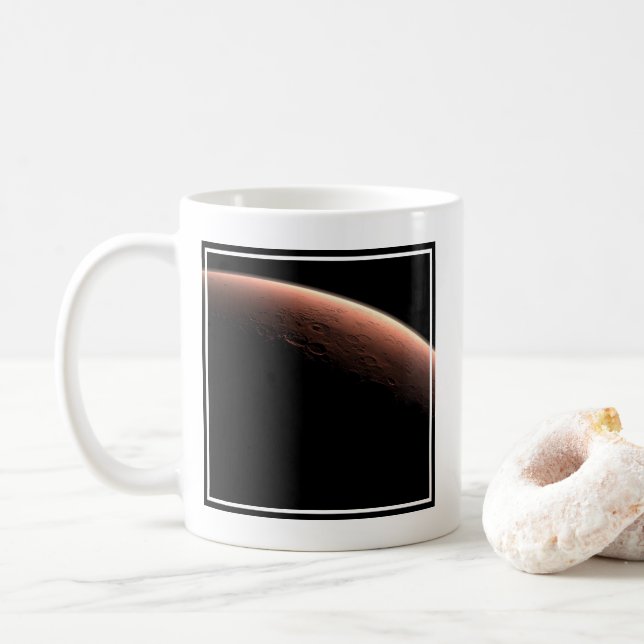 Del av Mars vid gränsen för ljus och Mörk. Kaffemugg (Med munk)