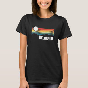 Delaware Vintage Sunset 80s Retro Summer State USA T Shirt