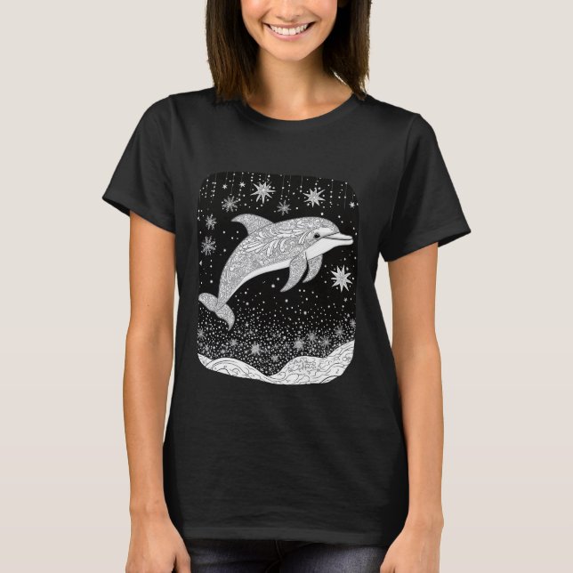 Delfin bei Nacht unter magischem Sternenhimmel T Shirt (Framsida)