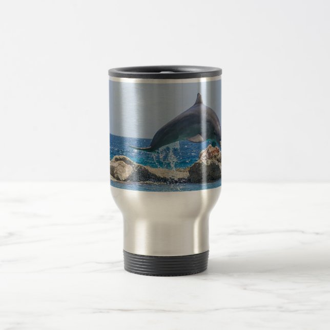 Delfin Resemugg (Center)