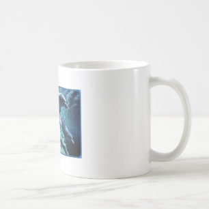 Delfiner som simmar muggen kaffemugg