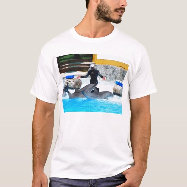 Delfinerna hälsar på tränaren tee shirt (Framsida)