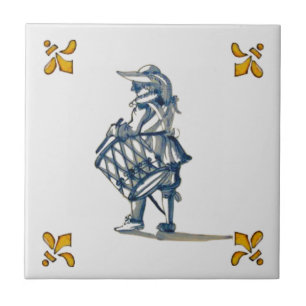 Delft Drummer Tile c 1890 in Blue, Grått och Gult Kakelplatta