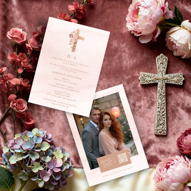 Delicate Blush Glitter Christian Cross Wedding Inbjudningar (Delicate Charming Blush Pink Glitter Christian Cross Wedding Invitation Cards with Back Photo.)
