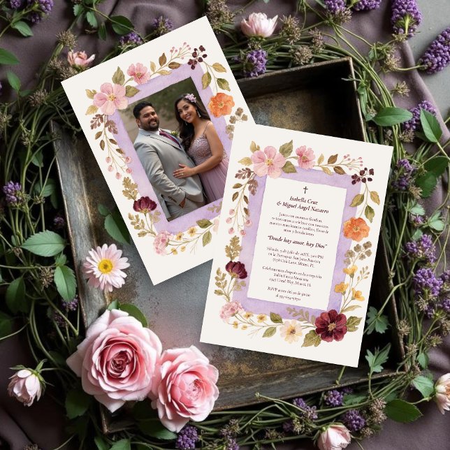 Delicate Floral Frame Christian Catholic Wedding Inbjudningar (Delicate Floral Frame Christian Catholic Wedding Invitation Cards in Spanish with Back Photo. )