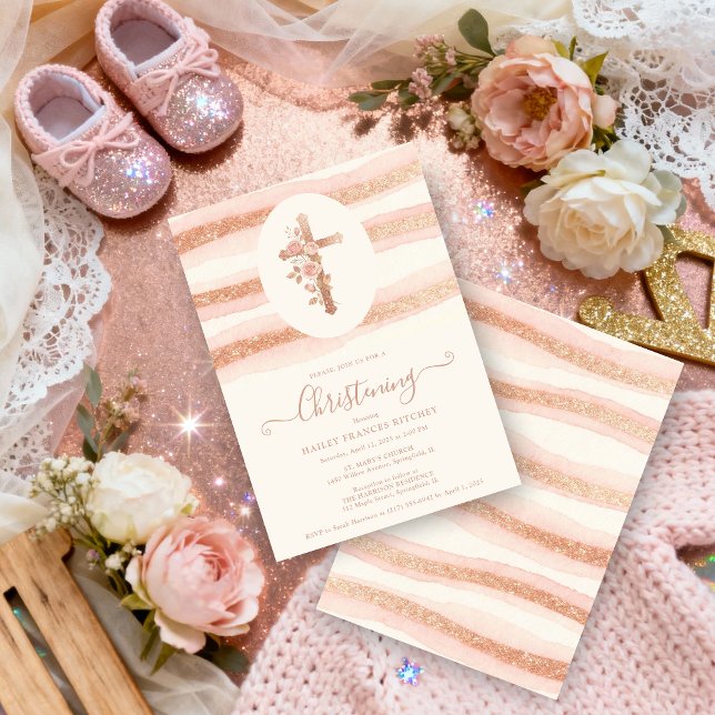 Delicate Floral Glitter Cross Romantic Rose Gold Inbjudningar (Rose Gold Glitter Delicate Floral Christian Cross Romantic Style Christening Invitation Cards. )
