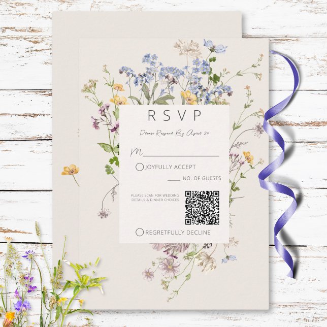 Delikat Boho Wildblommor Cream QR Code Wedening OSA Kort (Delicate Boho Wildflowers Cream QR Code Wedding RSVP Card)