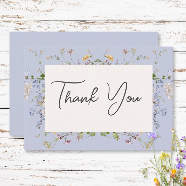 Delikat Boho WildblomPeriwinkle Bröllop Tack Kort (Delicate Boho Wildflowers Periwinkle Wedding Thank You Card)