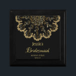 Delikat Guld och Black Bridesmaid Minnesask<br><div class="desc">Vacker och snyggt guld emblem är en briljant gåva som är personlig.</div>