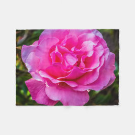 Delikat rosa ros. fleecefilt