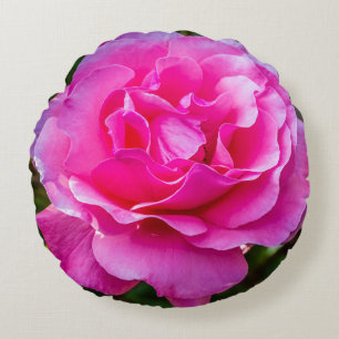 Delikat rosa ros. rund kudde
