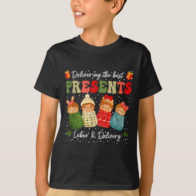 Delivering The Baby Labor Delivery Nurse Christmas T Shirt (Framsida)