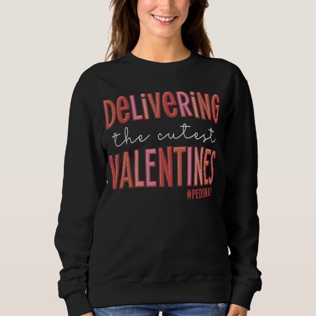 Delivering The Cutest Valentines Day Retro Peds Nu T Shirt (Framsida)