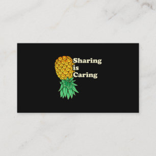Delning av ananas med hjälp av den nya schingerfun visitkort