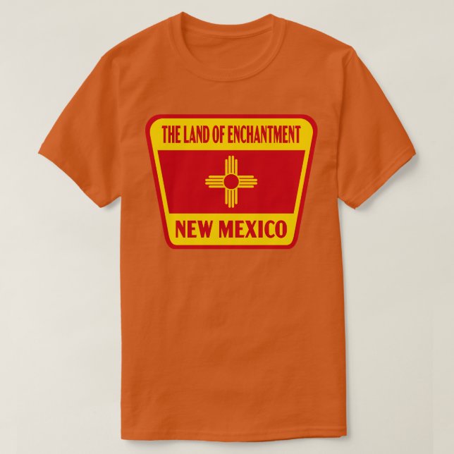 Delstaten Enchantment New mexico Retro Flagga Badg T Shirt (Design framsida)
