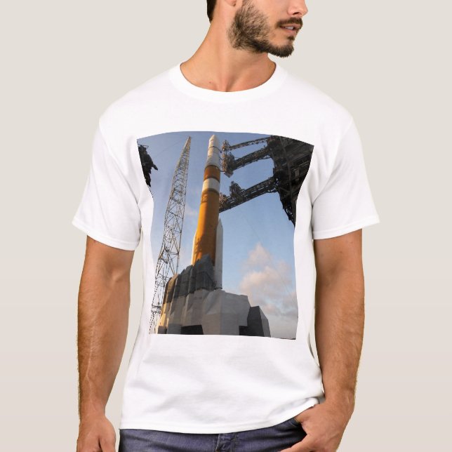 Delta IV-raketen Tee Shirt (Framsida)