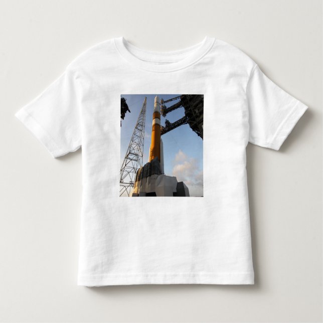 Delta IV-raketen Tee Shirt (Framsida)