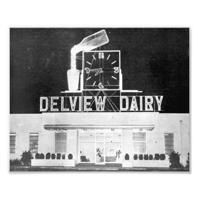 Delview Dairy på natten Fototryck (Framsidan)