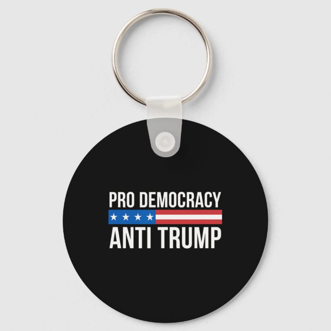 Demokrati - Antitrump - Nyckelring (Framsida)