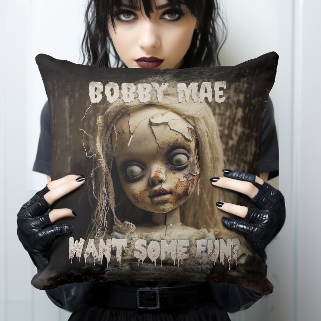 Demon beslagtagen hemlös doll 80-talets skräckfilm kudde (Created to bring out your wicked side, this haunting throw pillow will have you awake at night!)